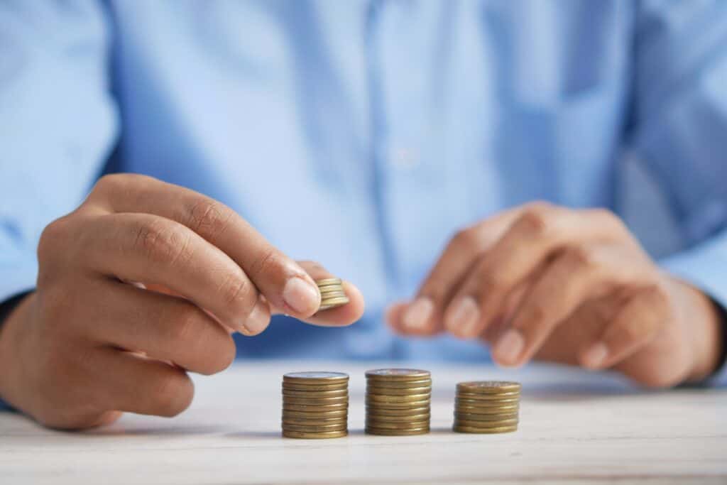What is the disadvantage of personal guarantees